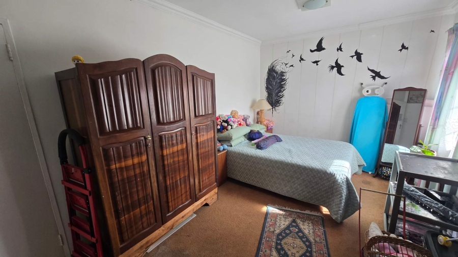 6 Bedroom Property for Sale in Protea Heights Western Cape